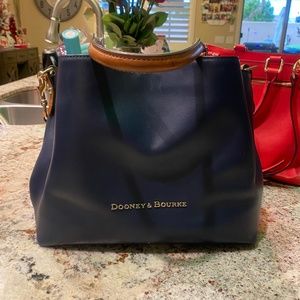 Dooney & Bourke  Handbag